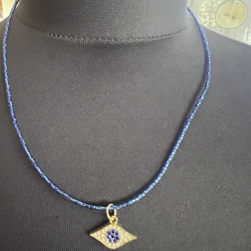 Collana con ciondolo malocchio