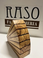 Ceppo portacoltelli in legno d’ulivo e inserti in legno rosso  Raso Falegnameria