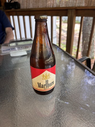 Bottiglia vetro marlboro - in,