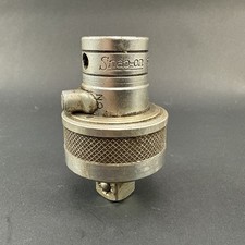 Adattatore a cricchetto per