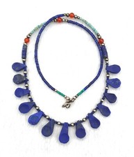Lapislazzuli con collana