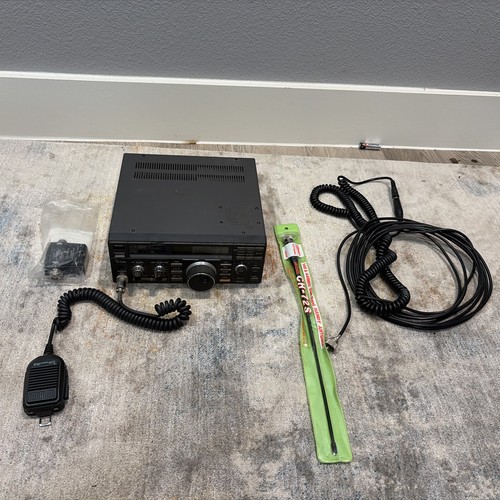 Ricetrasmettitore radioamatore