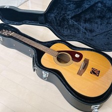 Chitarra acustica Yamaha Fg-130 con custodia rigida