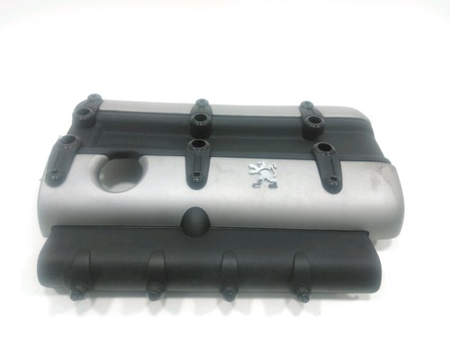 Cache moteur superieur - cache,