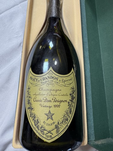 Moët chandon dom pérignon - &,