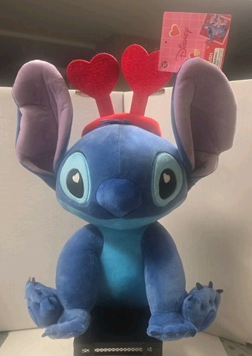 Walt disney store pixar - walt,
