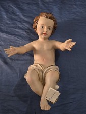 Statua del Gesù Bambino in