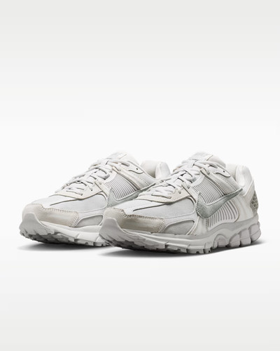 Ih8039 001 nike - zoom, vomero