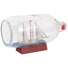  Barca a vela creativa in