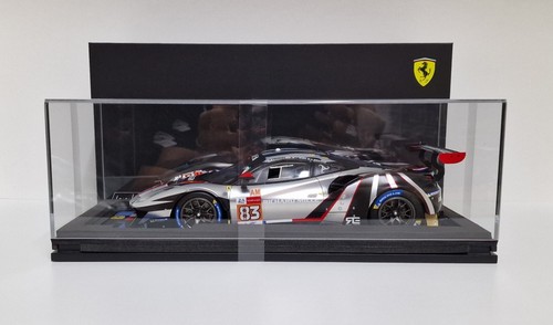 Modellino auto scala 18 - auto, 1:18