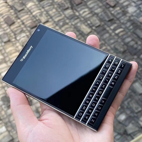 Blackberry passport q30 - q30,