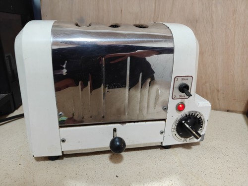 Tostapane dualit auto bianco - auto-3,