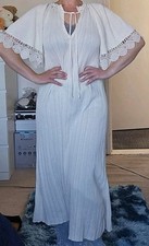 Maxi abito donna all'uncinetto