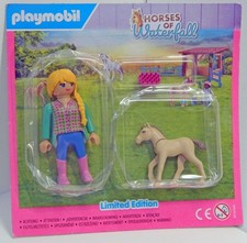 PLAYMOBIL COUNTRY: RAGAZZA CON PULEDRO -  LIMITED EDITION - NUOVO COME DA FOTO