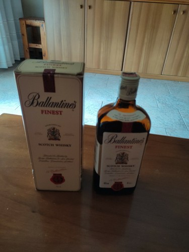 Ballantines finest scotch - finest,