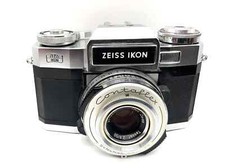 Zeiss Ikon Contaflex SLR con