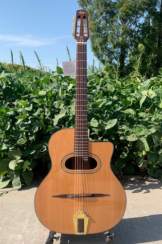 Video aiersi solid cedar top - [video],