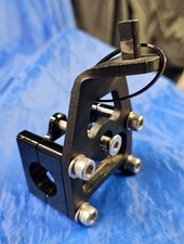 Supporto telaio base perno inferiore ammortizzatore sterzo Yamaha Tenere 700 T7 (tipo Scott)