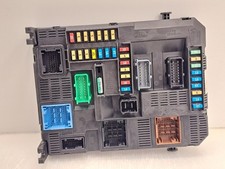 CENTRALINA PORTA FUSIBILI E