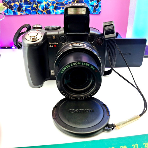 Canon powershot is - canon, s5
