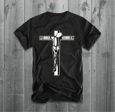 T-shirt Crucified Skinhead
