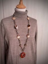 Collana lunga catena bronzo ed elementi marroni con ciondolo centrale pietra