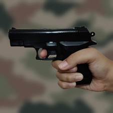 Pistola giocattolo manuale - , a