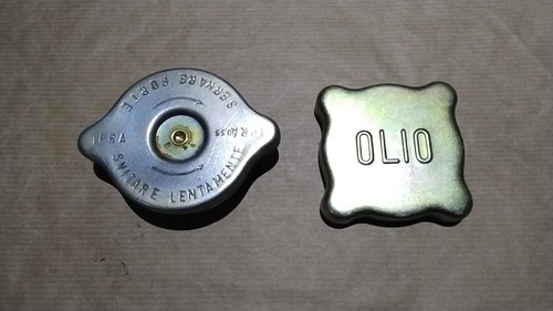 Tappo radiatore olio motore - tappo, radiatore/olio