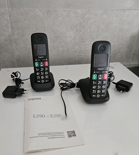 Coppia telefoni - coppia,