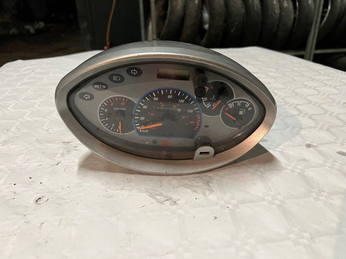 Compteur kymco 125 - -,