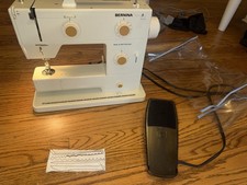 Macchina da cucire Bernina 900