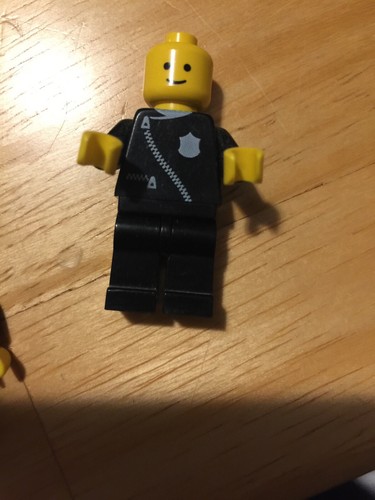 Lego police minifigure - police, in