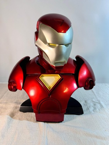 Iron man busto in - iron,