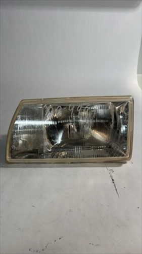 018708 faro fanale destro