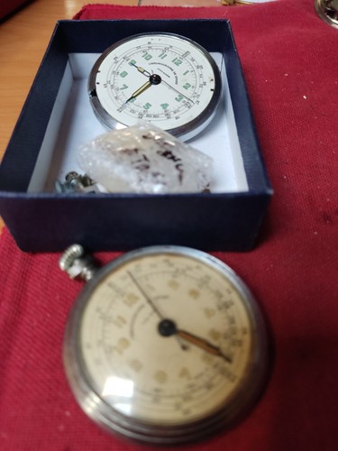 Chronograph dismantled - chronograph, +1