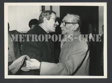 NINO MANFREDI SALUTA EDUARDO DE FILIPPO CONSEGNA GLOBI D'ORO 1983