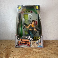 Action figure tomb raider lara - tomb,