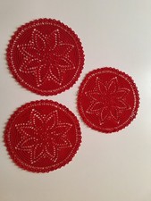 lotto 3 centrini  natalizi rossi fatti a mano 26cm 100% cotone