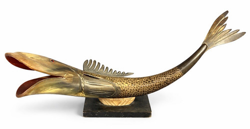 Scultura pesce corno - pesce, in