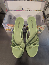 Jeffrey Campbell, Ficelle