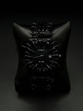 Umbra - Handmade Unisex Spiked