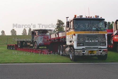 Foto camion mack rimorchio - mack,