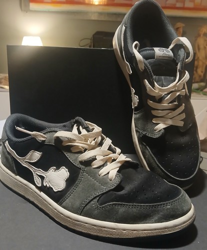 Sneakers roses laboratorio - roses, by