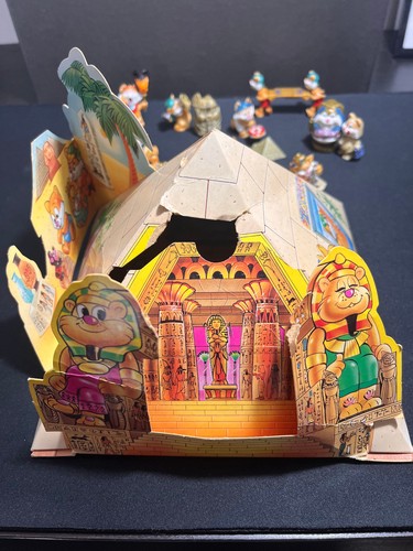 Miaogizi kinder sorpresa - -,
