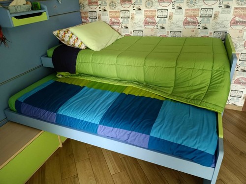 Cameretta ragazzo boiserie - ragazzo:,