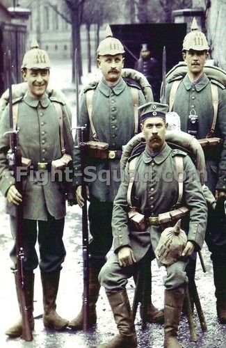 Immagine della prima - , guerra