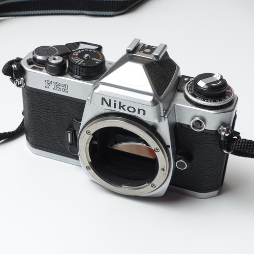 Nikon fe2 silver 35mm - nikon,