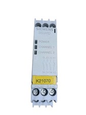 Siemens Siguard 3TK2821-1CB30 Relè di Sicurezza 24V 2NO+1NC Usato Pari al Nuovo