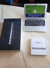 MACBOOK AIR 11" POLLICI (