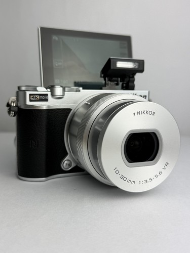 Nikon grey 20 8mp - j5, 20.8mp